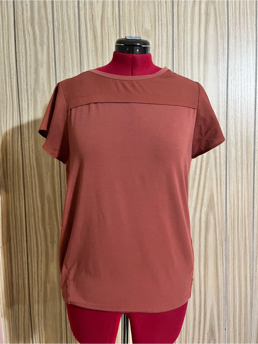 FIG Clothing Terracotta Rose Short Sleeve Top Recycled Polyester Blend M